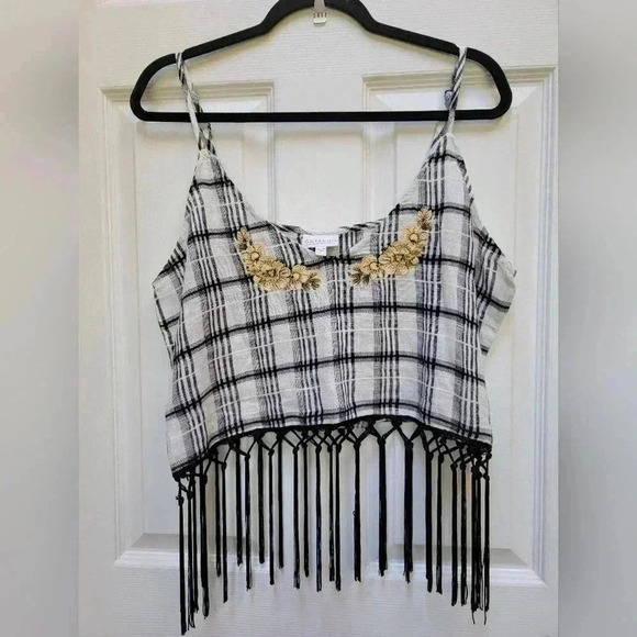 Shyanne Women's Plaid Floral Embroidered Fringe Cropped Tank Top Size Large - Picture 1 of 3